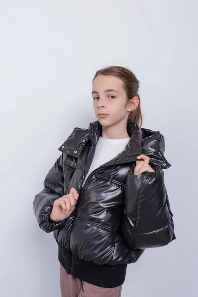 Фото 1 Демисезонная Подростковая Куртка Для девочки Изольда Цвет Черный