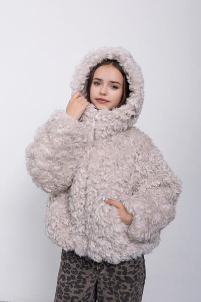 Zdjęcie 1 Zima Nastoletni Шуба Dla dziewczynki Норин Kolor т. Молочный